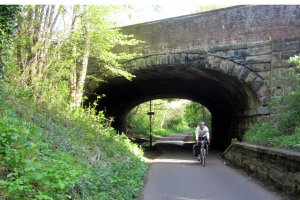 Photo taken at Blackhall Path, Edinburgh, City of Edinburgh EH4, UK with Canon PowerShot SX230 HS