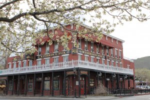 Photo taken at 255-299 South Carson Street, Carson City, NV 89701, USA with Canon EOS 1100D