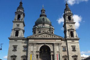 Budapest, Szent István tér 7, 1051 Hungary