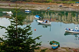 Photo taken at Calle Padre Antonio, 4, 39540 San Vicente de la Barquera, Cantabria, Spain with SONY NEX-6