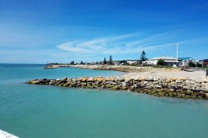 1 Beach Rd, Beachport SA 5280, Australia