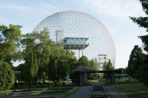 Photo taken at 190 Chemin du Tour de l'isle, Montréal, QC H3C 4G8, Canada with Canon EOS 70D