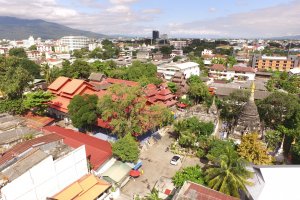 Photo taken at Manee Nopparat Rd, Tambon Si Phum, Amphoe Mueang Chiang Mai, Chang Wat Chiang Mai 50300, Thailand with DJI FC350