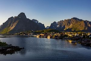 Photo taken at 77, Reineveien, Marken V, Reine, Moskenes, Nordland, 8390, Norway with Canon EOS R3