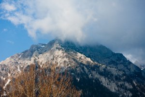 Photo taken at Calea București 53, Sinaia 106100, Romania with Canon EOS 40D