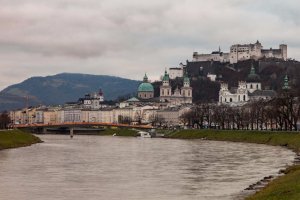 Photo taken at Kaipromenade, 5020 Salzburg, Austria with Canon EOS 5D Mark II