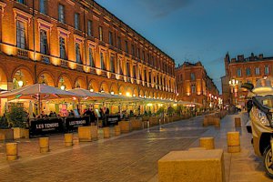 Photo taken at 9 Place du Capitole, 31000 Toulouse, France with NIKON D300