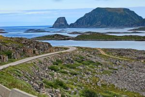 Photo taken at 8038, Sarnespollen, Gjesvær, Nordkapp, Finnmark, 9765, Norway with Canon EOS 5D Mark IV