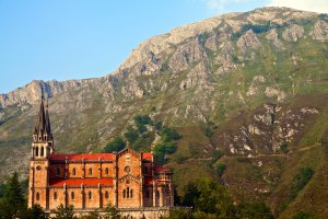 Photo taken at Parque Nacional de Los Picos de Europa, Lugar Covadonga, 46, 33589 Cangas de Onís, Asturias, Spain with SONY NEX-6