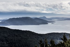 Photo taken at Summit to Cascade Lake Trail, Olga, WA 98279, USA with Canon EOS 6D