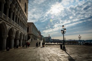 Photo taken at Calle Larga Clero, 2940-2941, 30124 Venezia, Italy with NIKON D5200