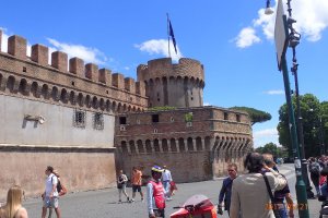 Photo taken at Lungotevere Castello, 00186 Roma RM, Italy with OLYMPUS TG-4