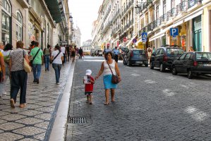 Photo taken at Rua Garrett 4, 1200-093 Lisboa, Portugal with Canon PowerShot S3 IS