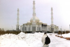 Photo taken at Akhmet Baitursynuly Street 5, Astana 010000, Kazakhstan with Apple iPhone 4