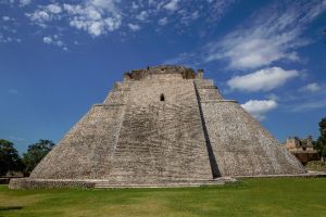 Photo taken at Uxmal, Carretera Umán-Chencollí, San Isidro, Santa Elena, Yucatán, Mexico with Canon EOS 6D