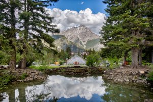 Photo taken at Banff National Park, Cave Avenue, Banff, AB T0L, Canada with SONY NEX-6