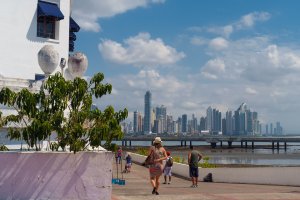 Calle 1a Oeste, Panamá, Panama