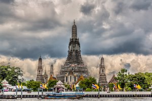 Photo taken at 42 Maha Rat Road, Khwaeng Phra Borom Maha Ratchawang, Khet Phra Nakhon, Krung Thep Maha Nakhon 10200, Thailand with Canon EOS 5D Mark III