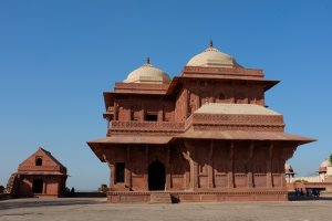 Photo taken at Rajasthan State Highway 45, Dadupura, Fatehpur Sikri, Uttar Pradesh 283110, India with FUJIFILM FinePix X100