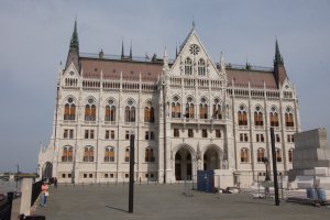 Photo taken at Budapest, Idősebb Antall József rakpart, 1055 Hungary with SONY SLT-A77V