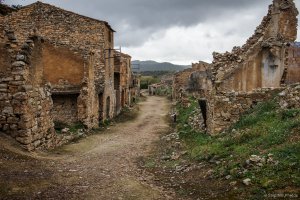 Photo taken at Carrer Poble Vell, 43784 Corbera d'Ebre, Tarragona, Spain with SONY DSLR-A580