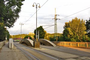 Photo taken at Valchařská 24/36, 614 00 Brno-Brno-sever, Czech Republic with Canon PowerShot SX200 IS