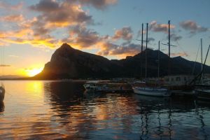 Photo taken at Diporto Nautico San Vitese, Via Faro, San Vito Lo Capo, TP, Sicily, 91010, Italy with LG Electronics LG-H870DS