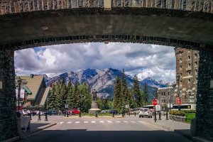 Photo taken at Banff National Park, 425-431 Spray Avenue, Banff, AB T0L, Canada with LGE Nexus 5