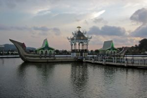 Photo taken at City Centre, Bandar Seri Begawan, Mukim Kianggeh, Brunei-Muara District, Brunei with Canon PowerShot D20