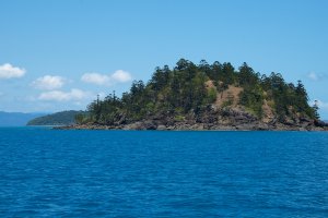 Photo taken at Whitsunday Islands National Park, Melaleuca Drive, Hamilton Island QLD 4803, Australia with NIKON D800E