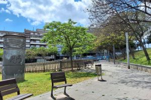 Plaça de Manuel Valls i Gorina, Dalt de la Vila, Districte 1, Badalona, Barcelonès, Barcelona, Catalonia, 08911, Spain