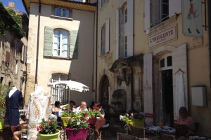 Rue du Castellas, 84160 Lourmarin, France